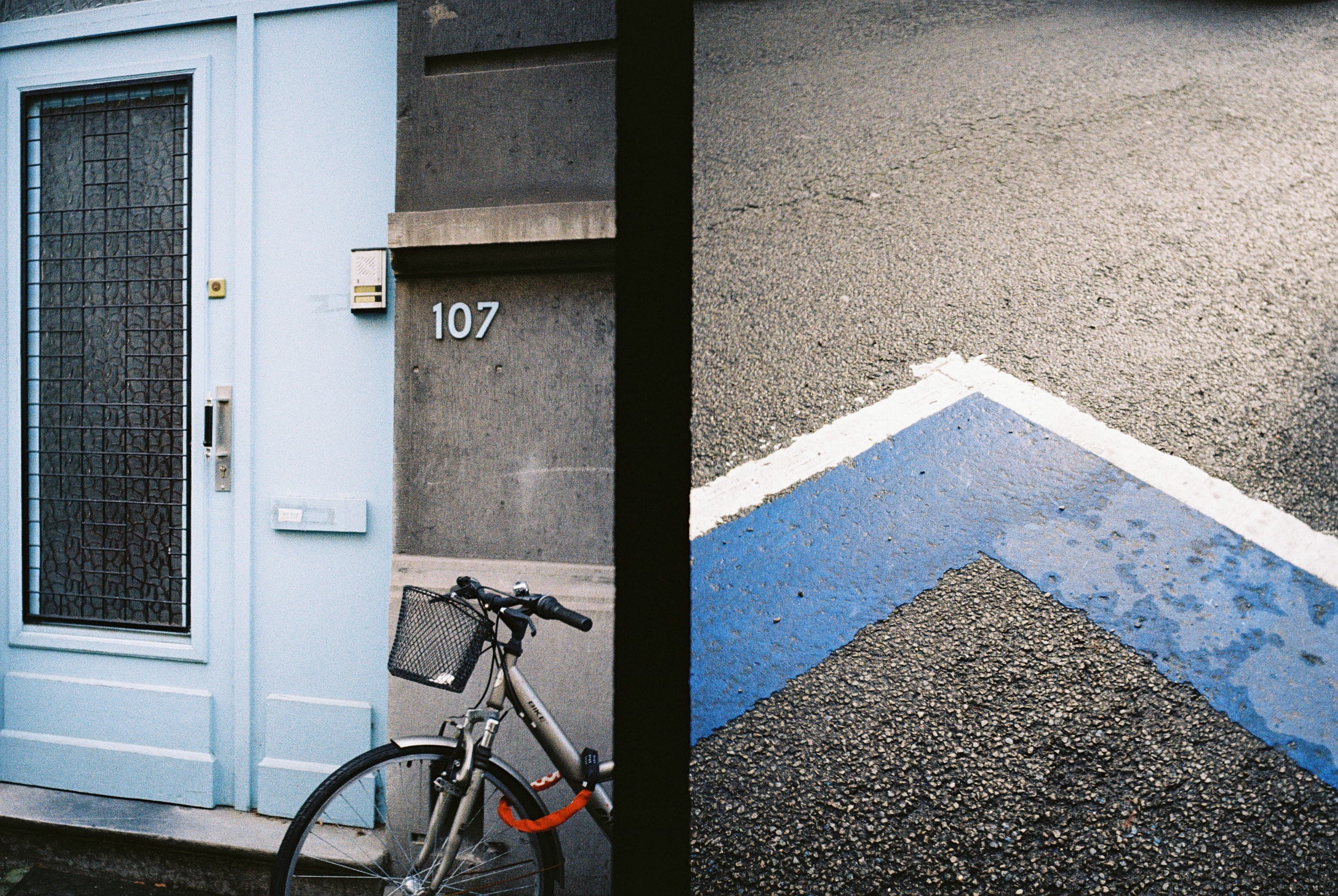 Color Hunting — cover image